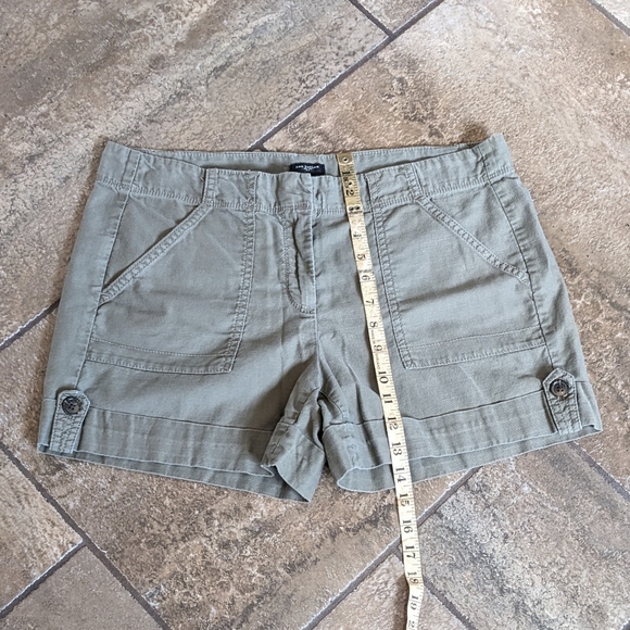 Ann Taylor Signature Shorts Safari Cargo Style 100% Cotton Size 8 Green - Picture 5 of 10